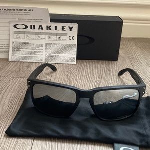 Oakley Holbrook Polarized Mirrored Sunglasses